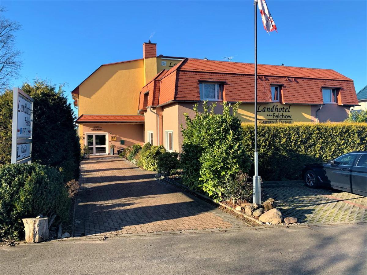 Landhotel Felchow Zewnętrze zdjęcie